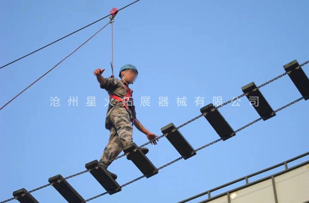 高空拓展器械，高空拓展設(shè)備