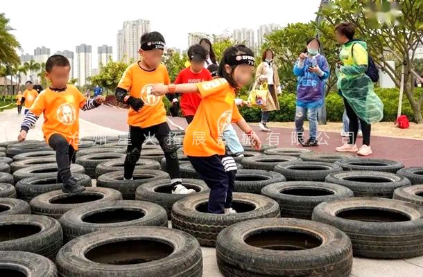 戶外極限挑戰(zhàn)項(xiàng)目設(shè)備